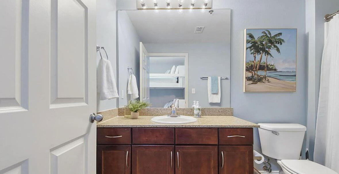 9860 S Thomas Drive, UNIT 1317