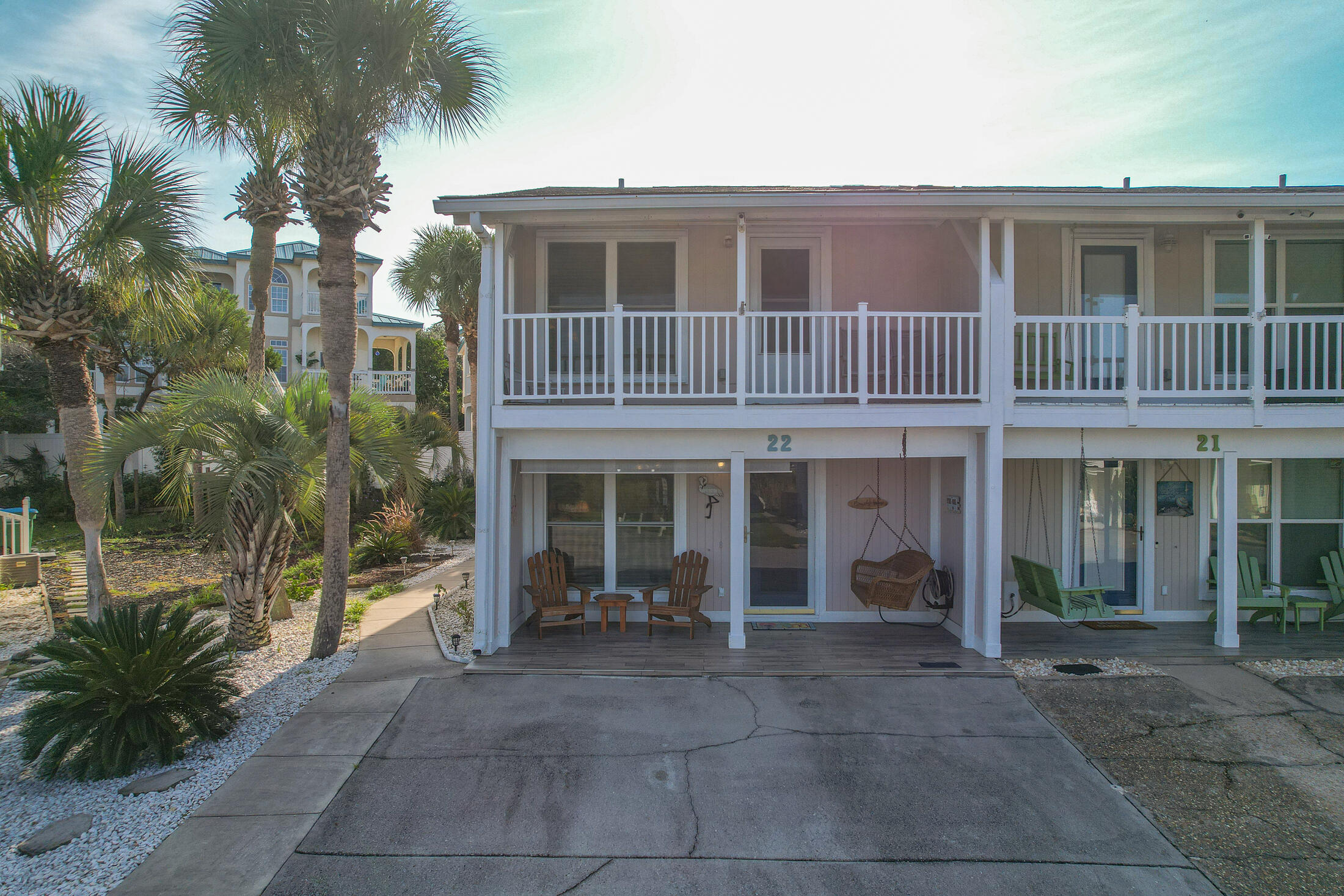 22 Chateau Road