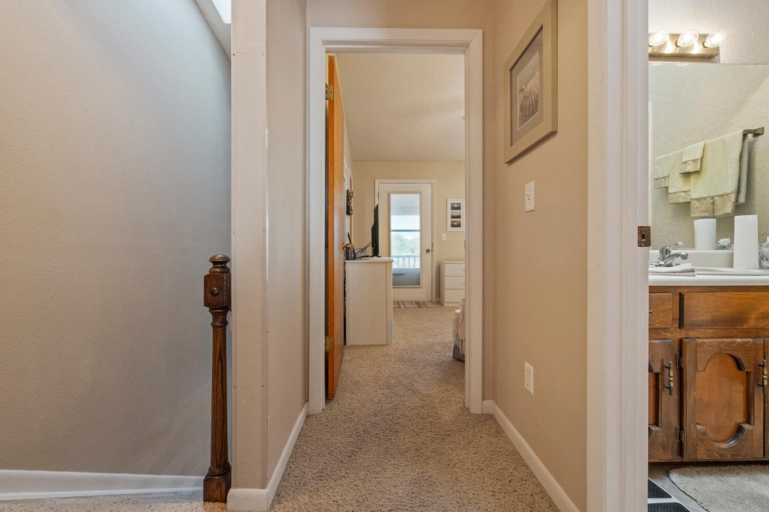 22 Chateau Road