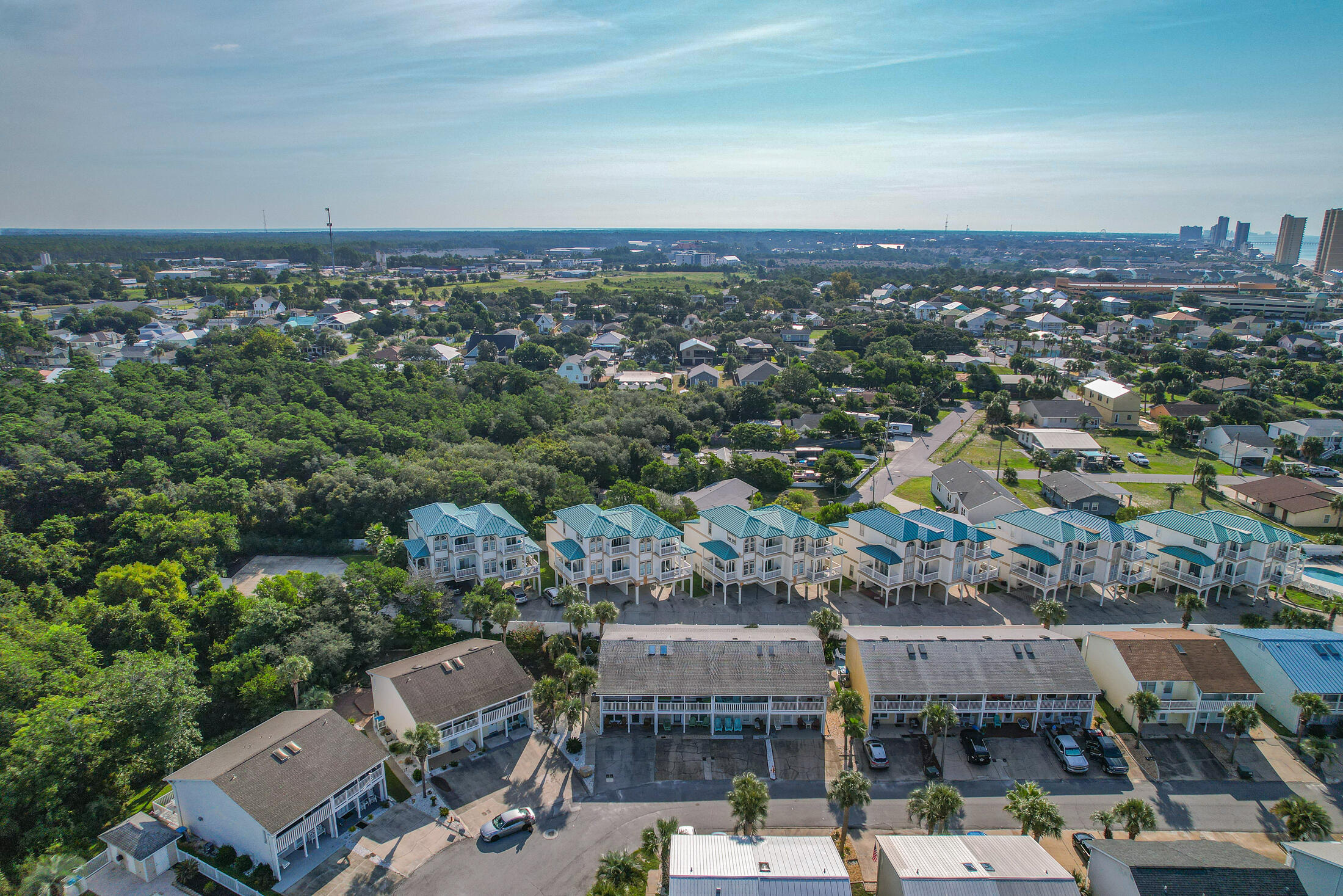 22 Chateau Road