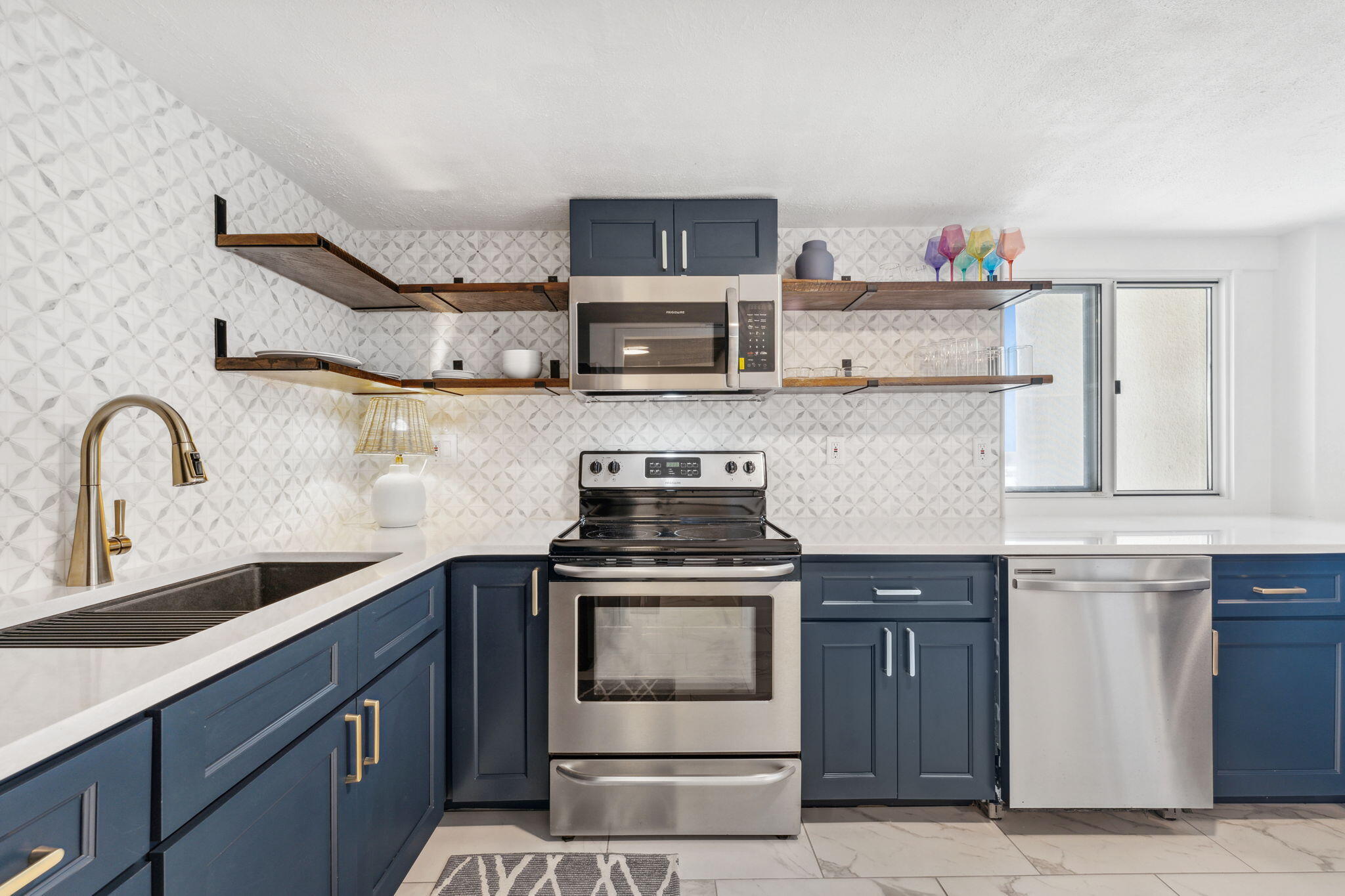 23223 Front Beach Road # 902