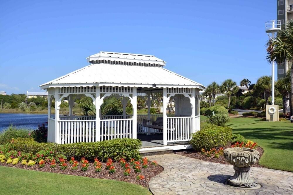 23223 Front Beach Road # 902