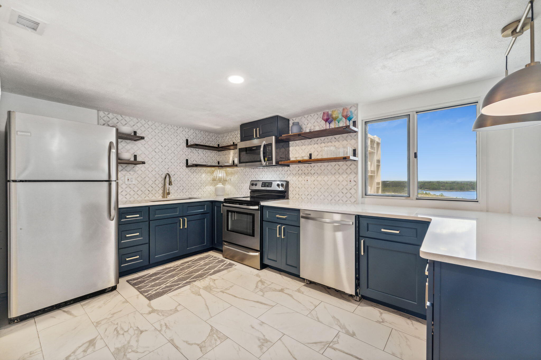 23223 Front Beach Road # 902