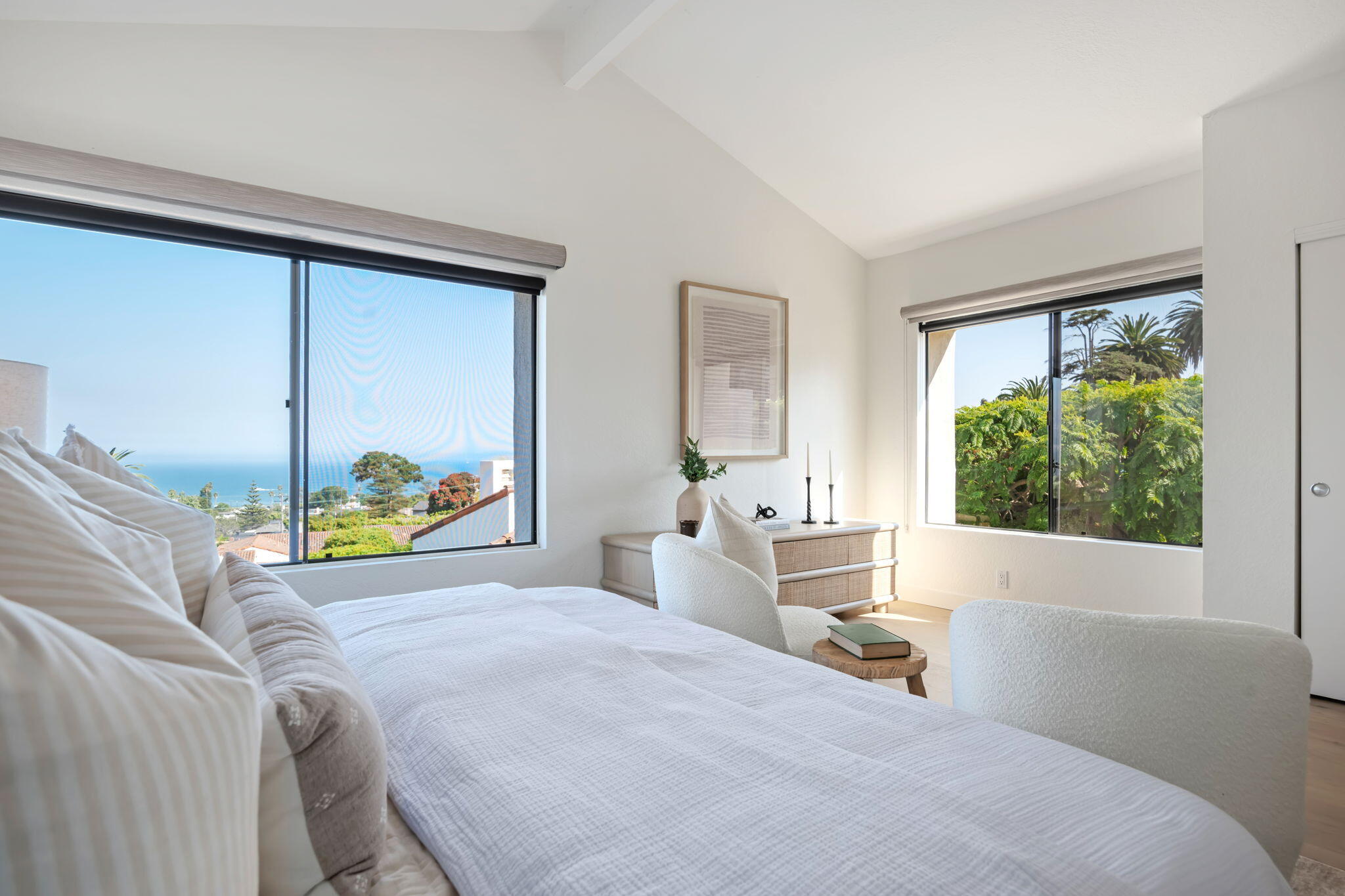 421 Vista De La Playa Lane