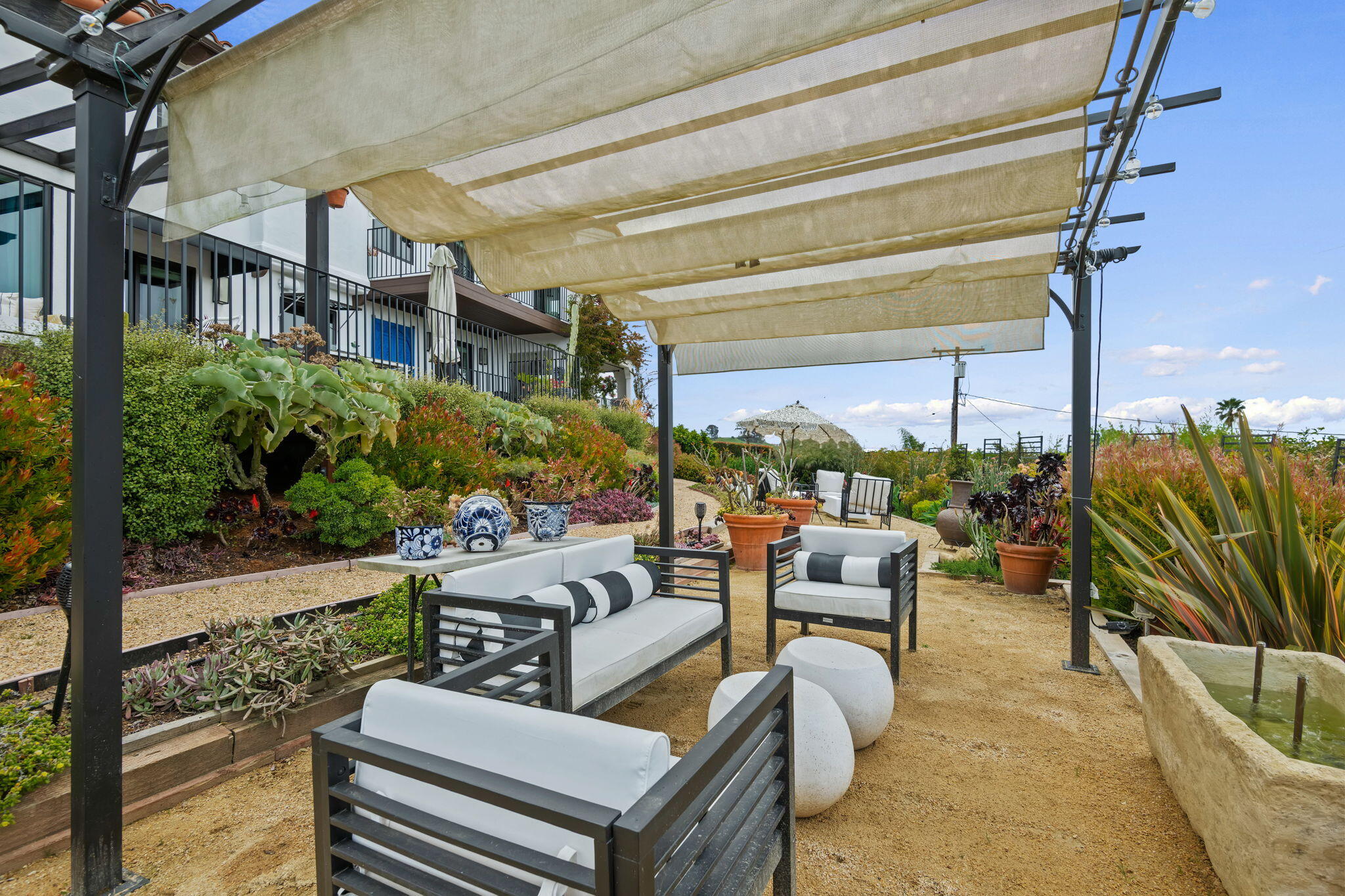 1426 Mountain View Road