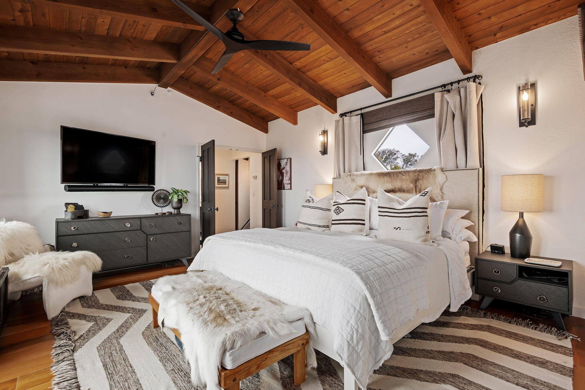 1426 Mountain View Road