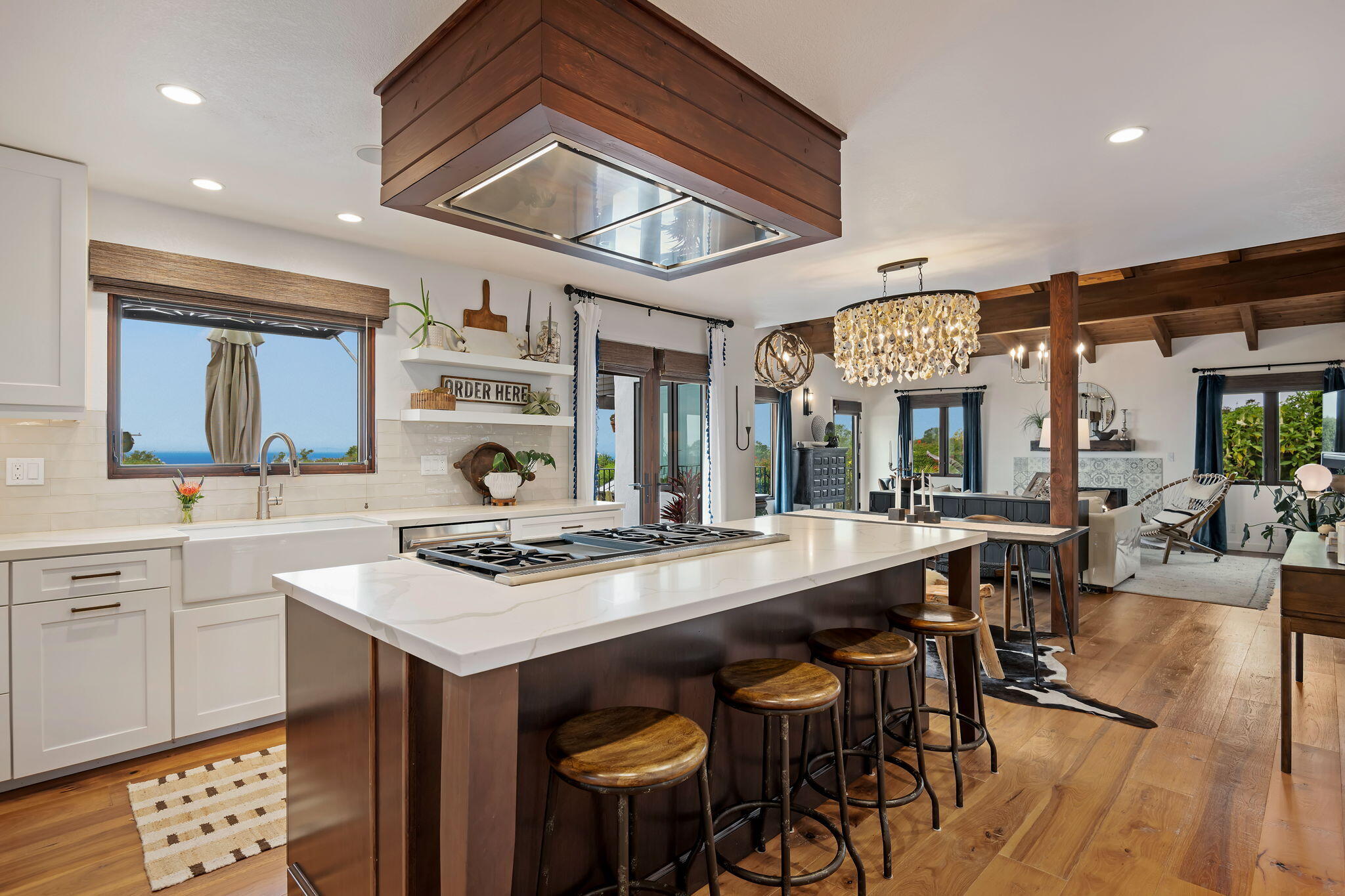 1426 Mountain View Road