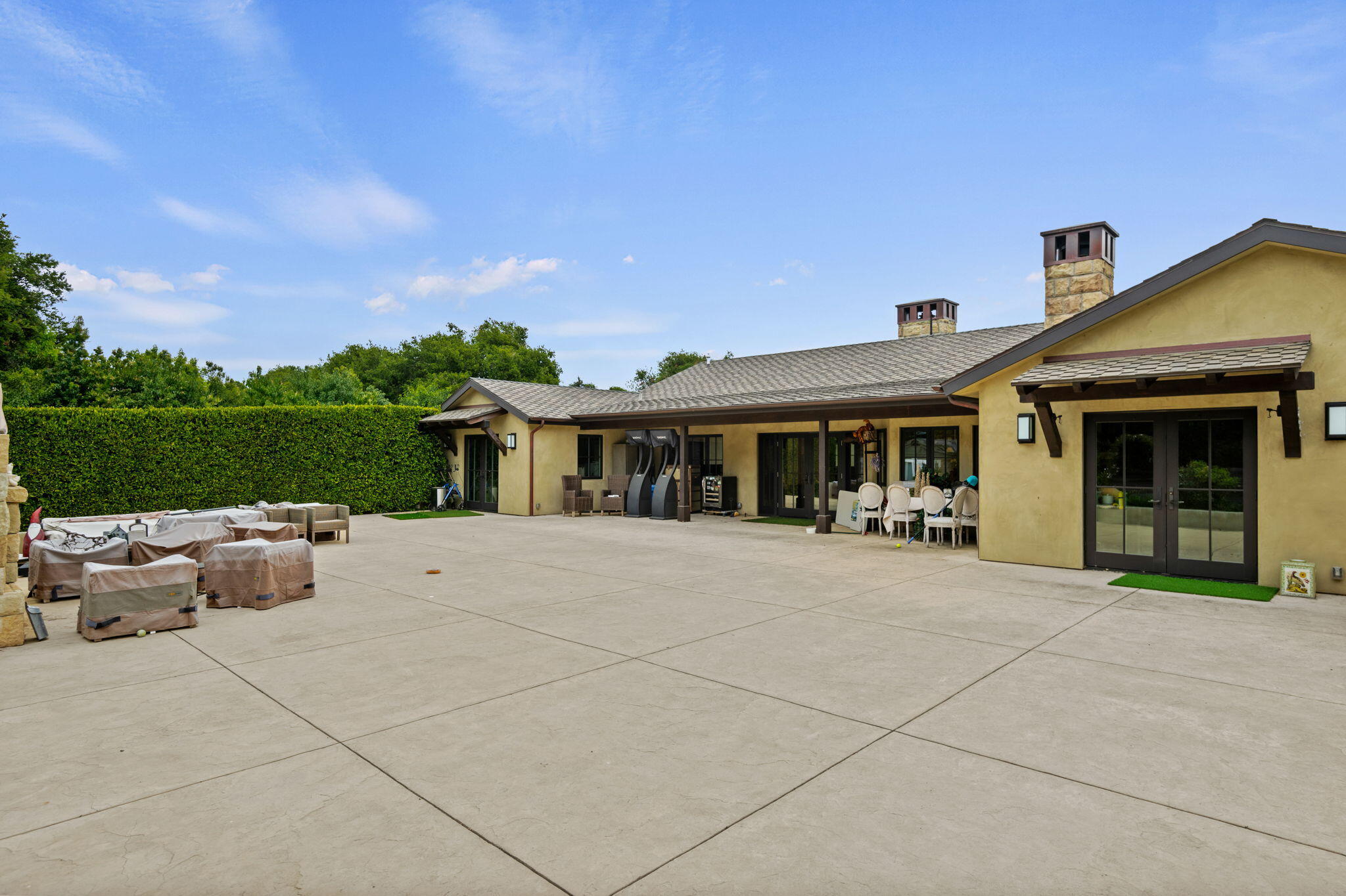 1350 Santa Clara Way