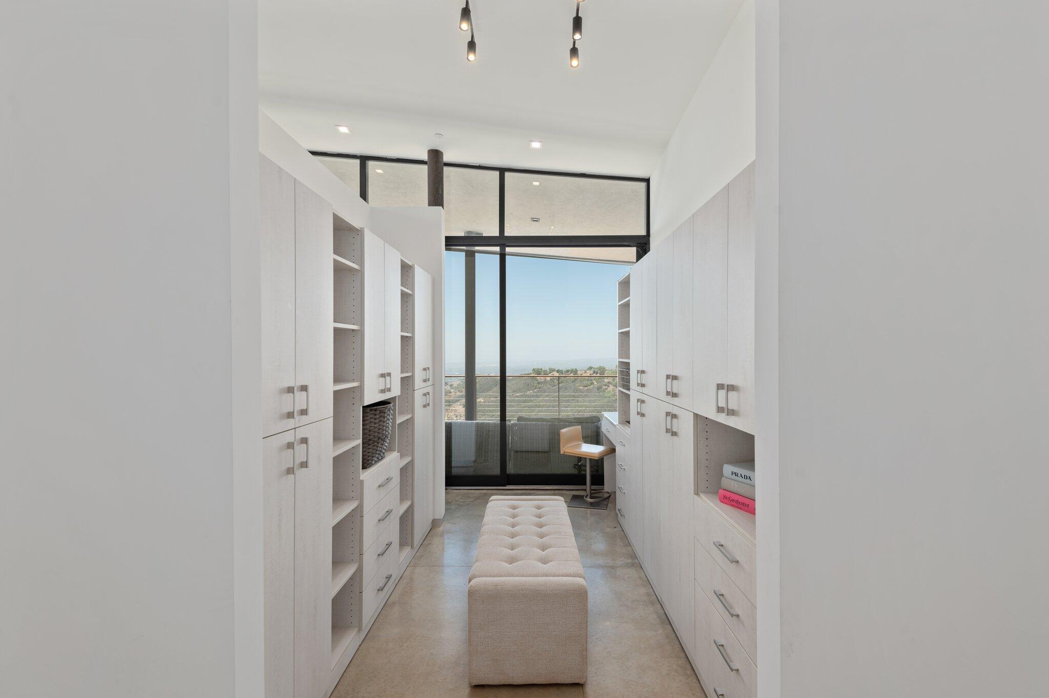 2805 Spyglass Ridge Road