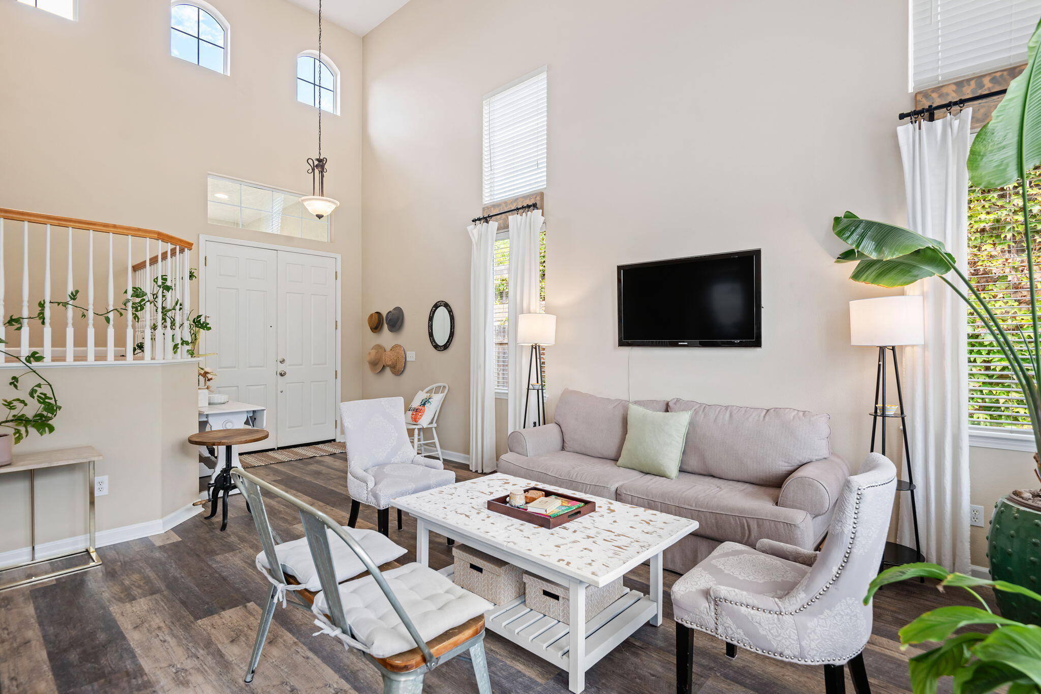 526 Cliffrose Lane