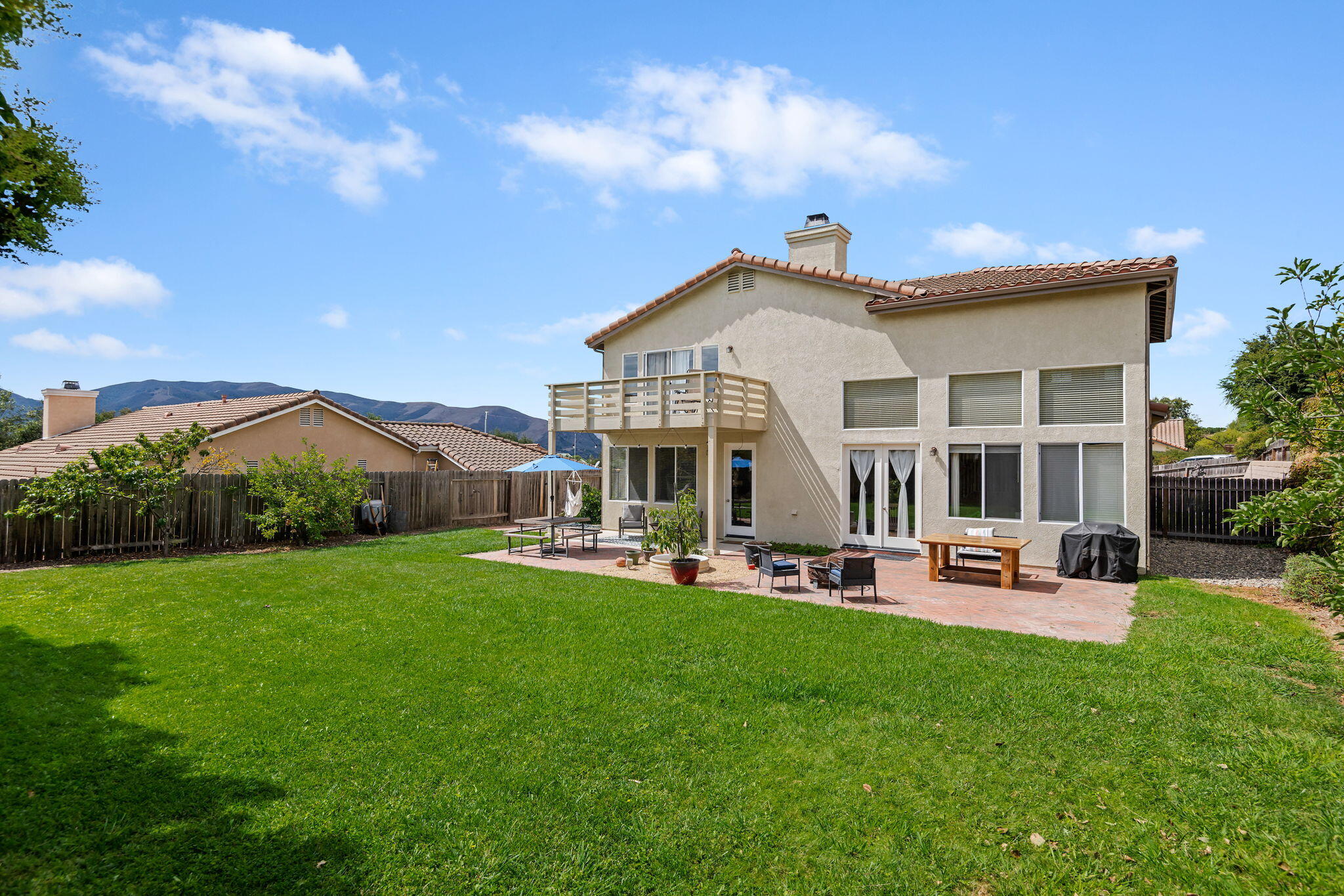 526 Cliffrose Lane
