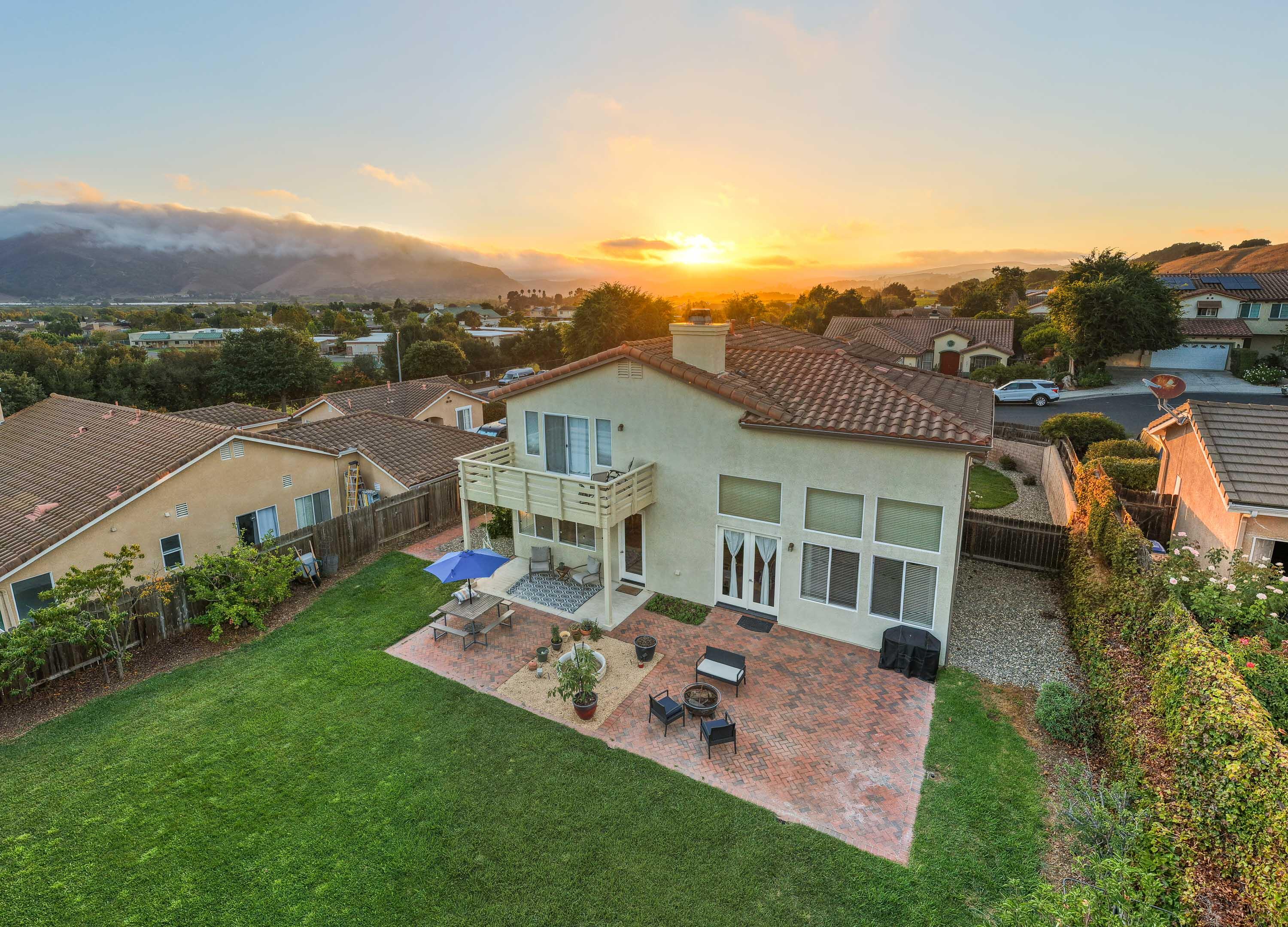 526 Cliffrose Lane