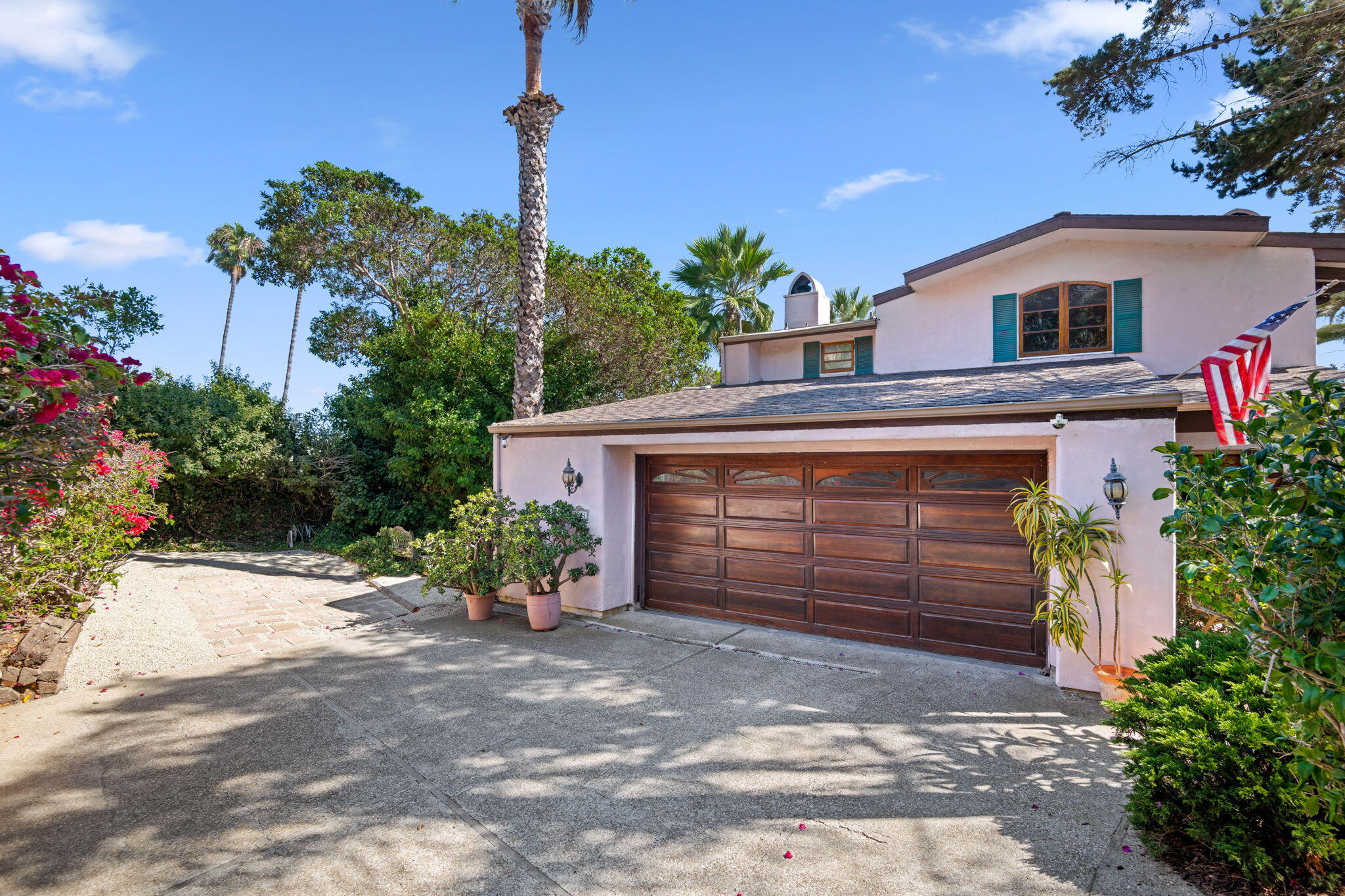 2521 Banner Avenue