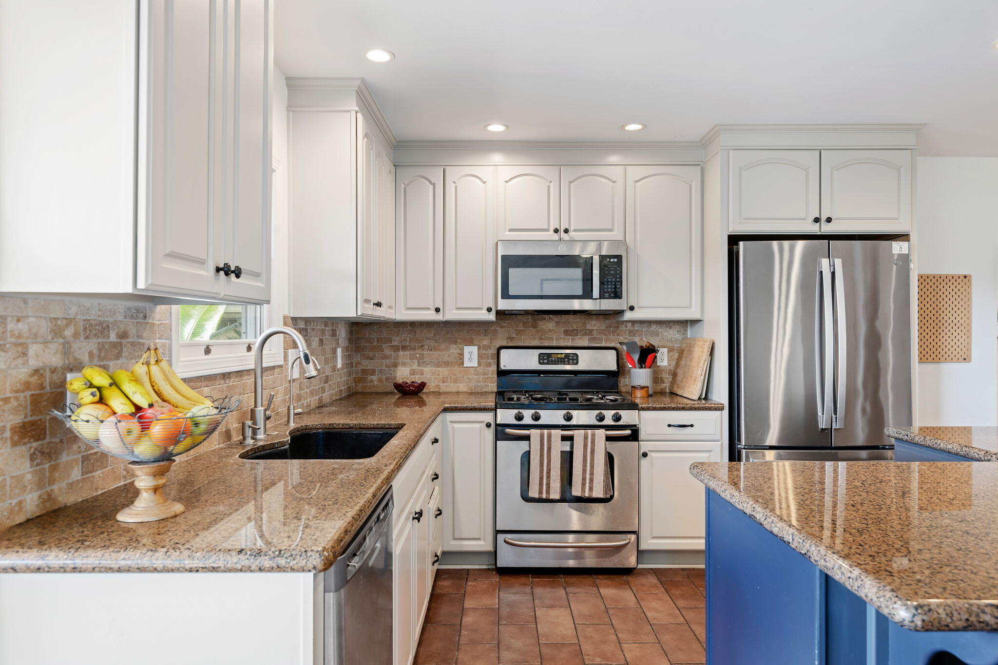 160 2nd Street