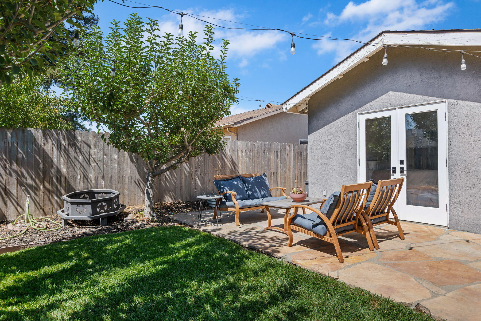 160 2nd Street