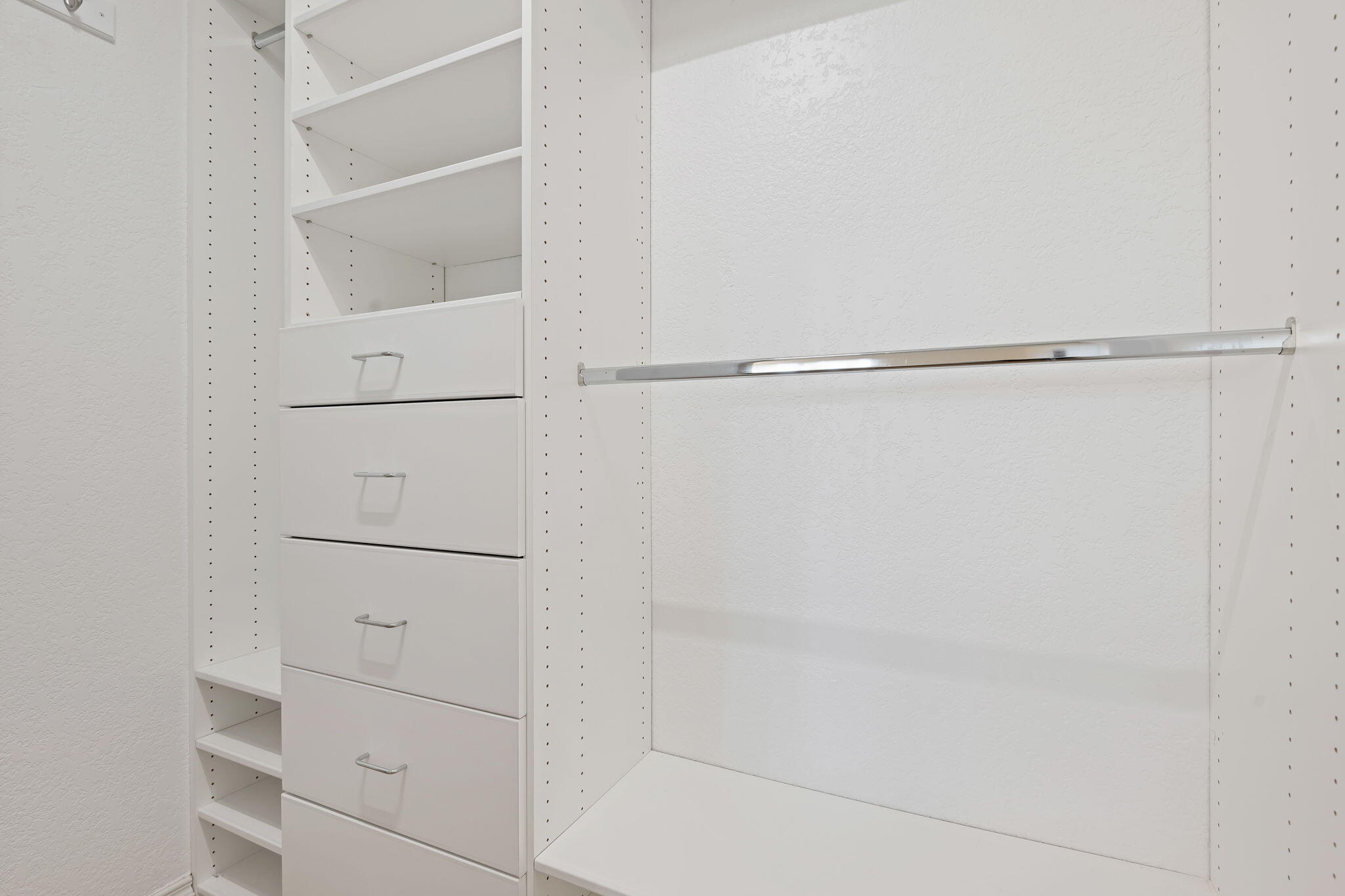 946 Miramonte Drive Apt 3