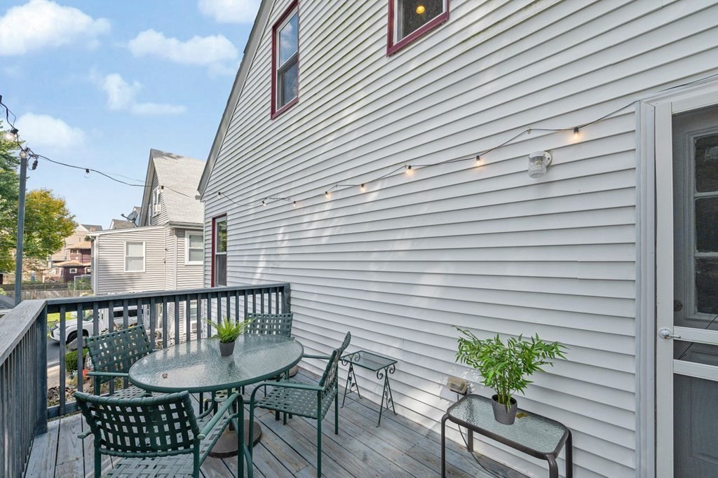 28 Fletcher St Unit: 3