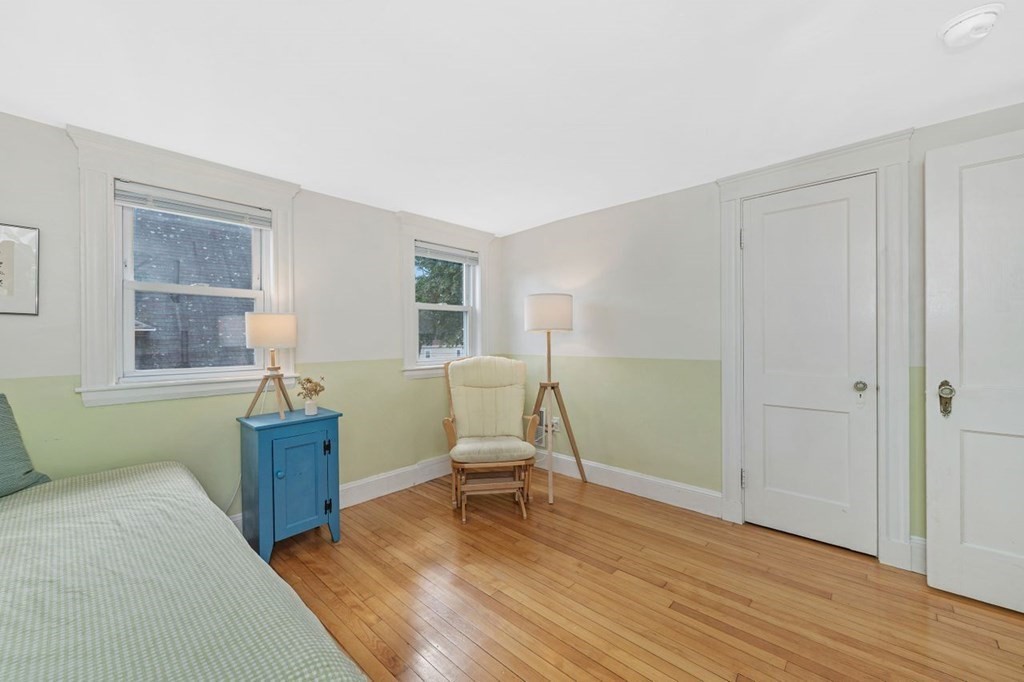 28 Fletcher St Unit: 3
