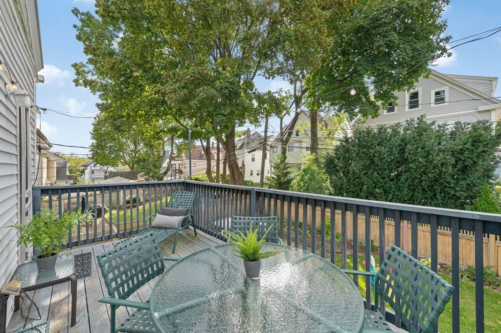 28 Fletcher St Unit: 3