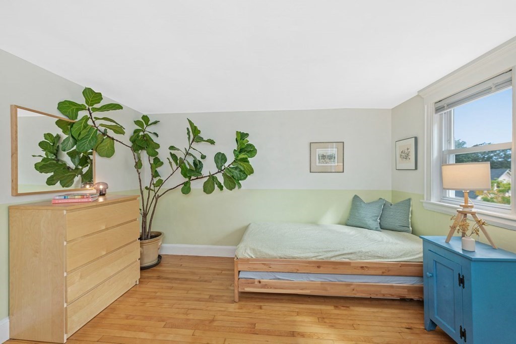 28 Fletcher St Unit: 3