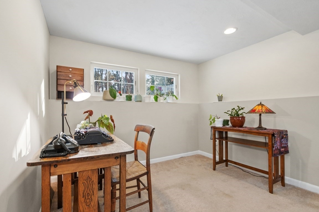 11 Magnolia Rd
