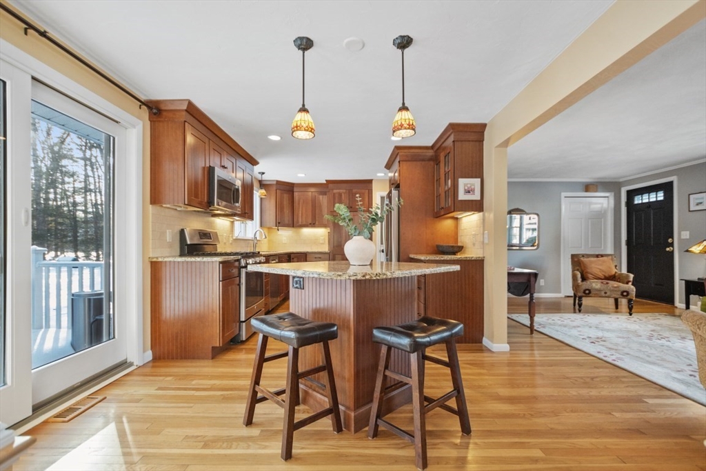 11 Magnolia Rd