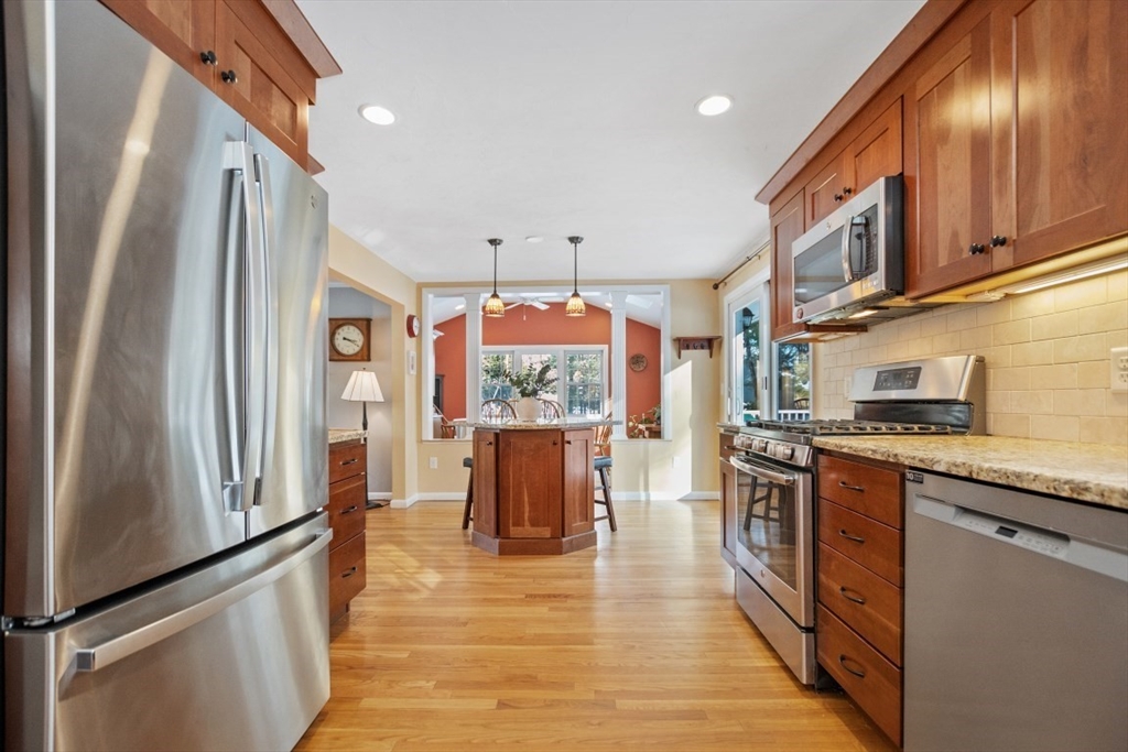 11 Magnolia Rd