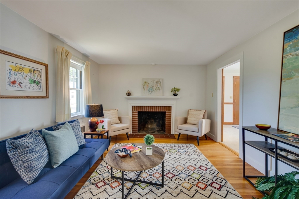 276 Cambridge Turnpike