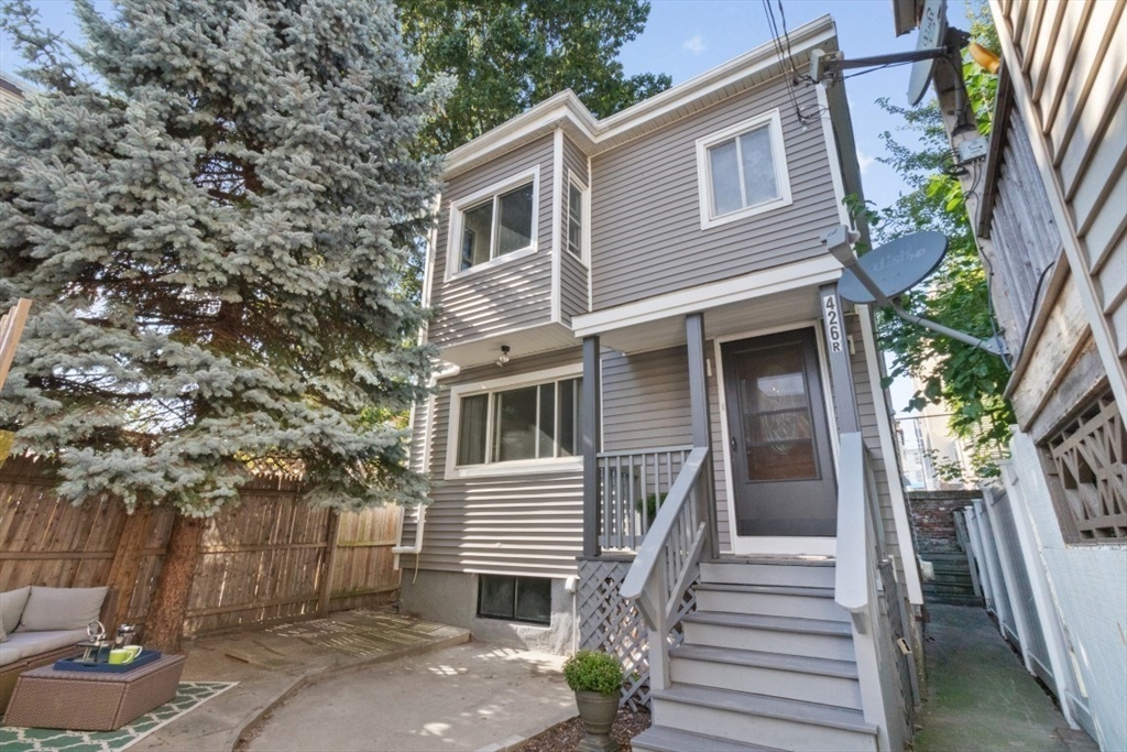 426-R Saratoga St