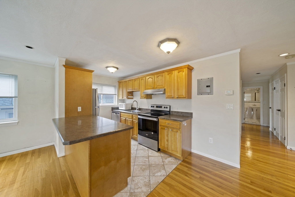 425 S Huntington Ave # 8