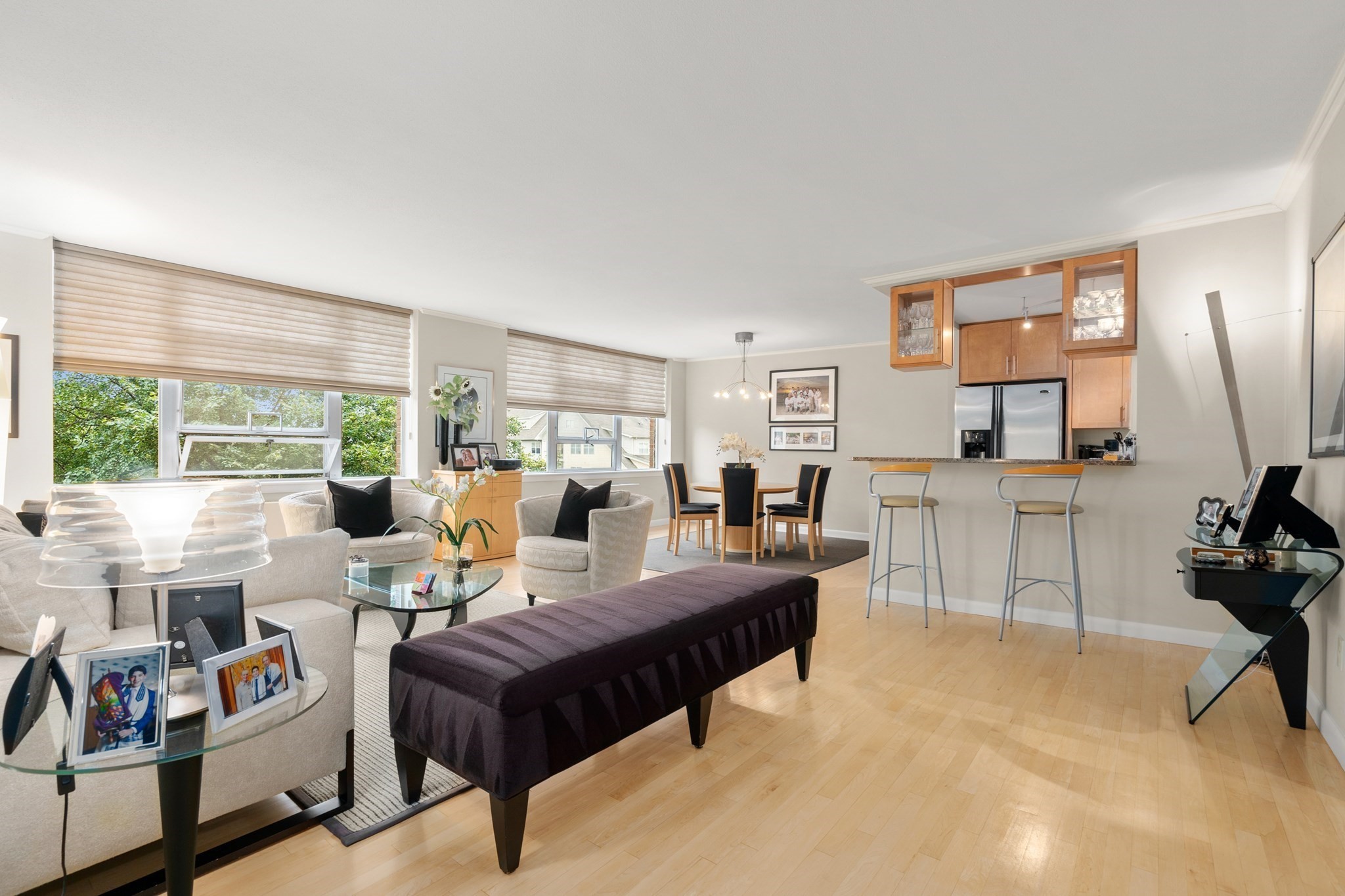 20 Hammond Pond Pkwy # 504
