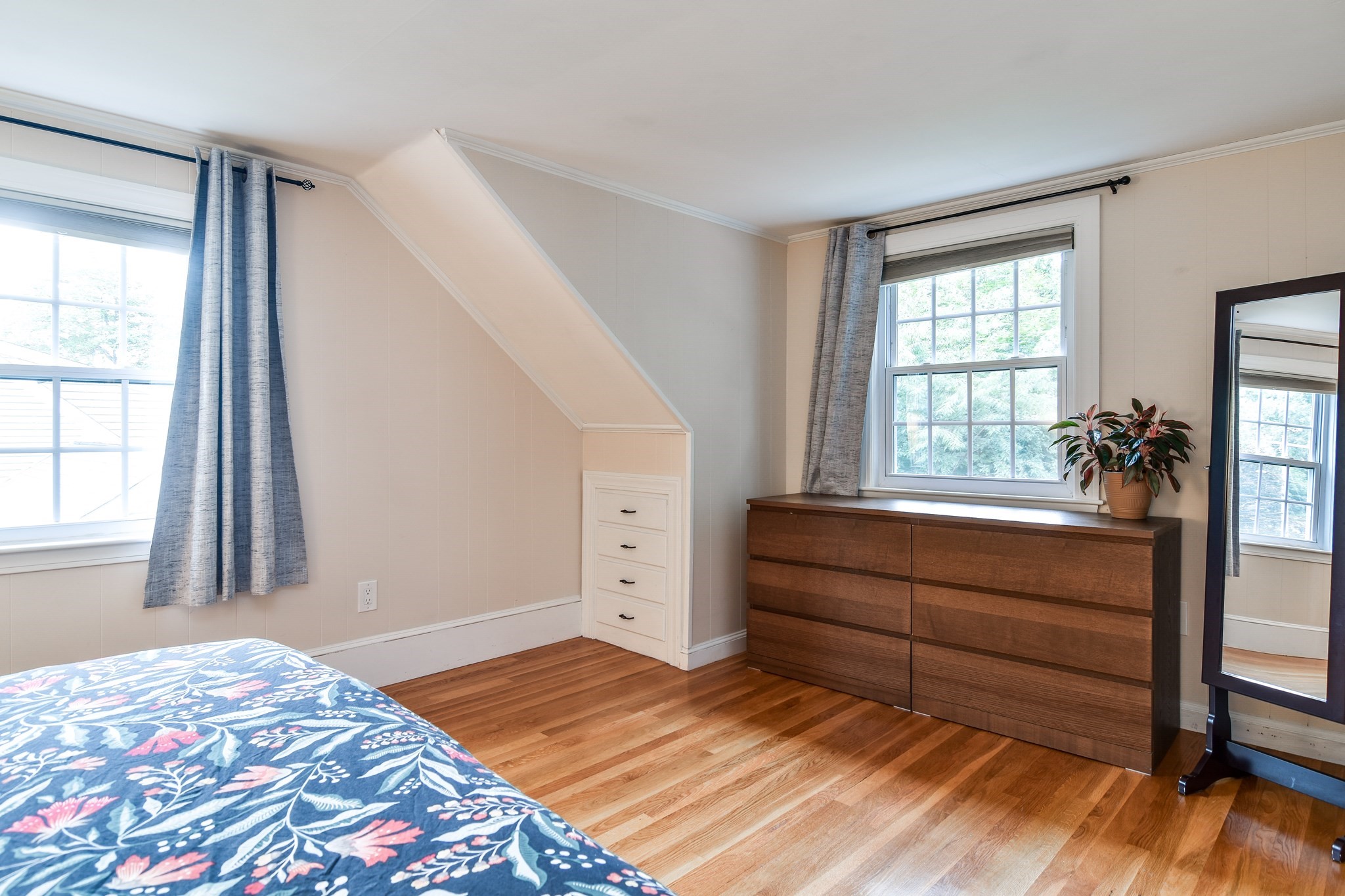 70 Lockland Ave