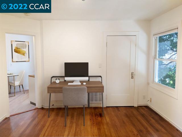 3050 College Ave Unit: 4