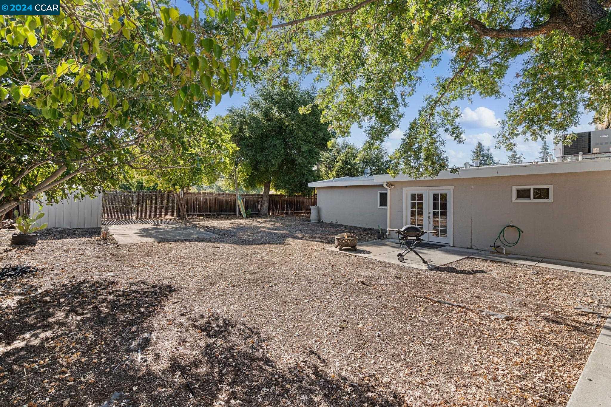 5283 Concord Blvd