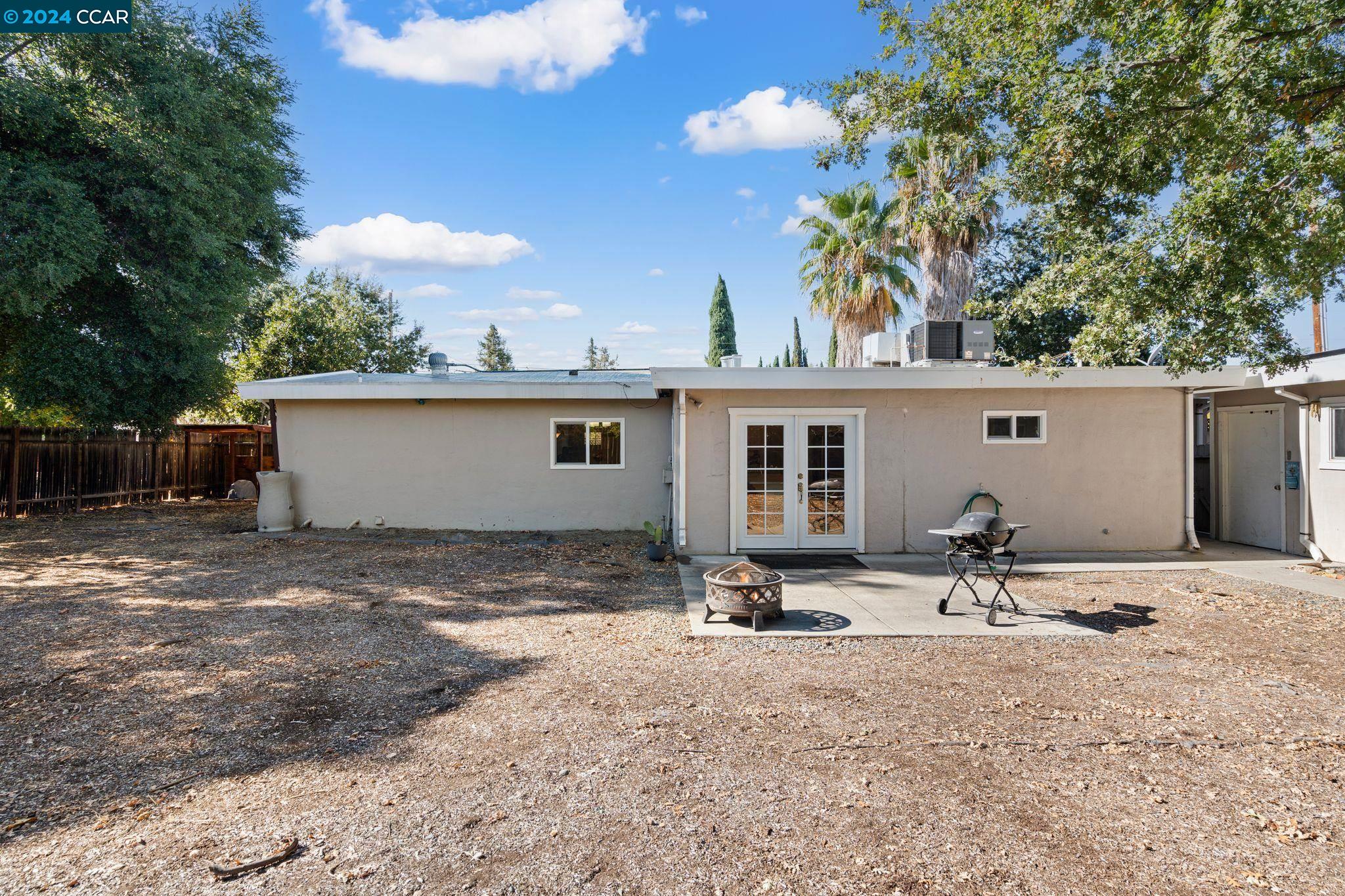 5283 Concord Blvd