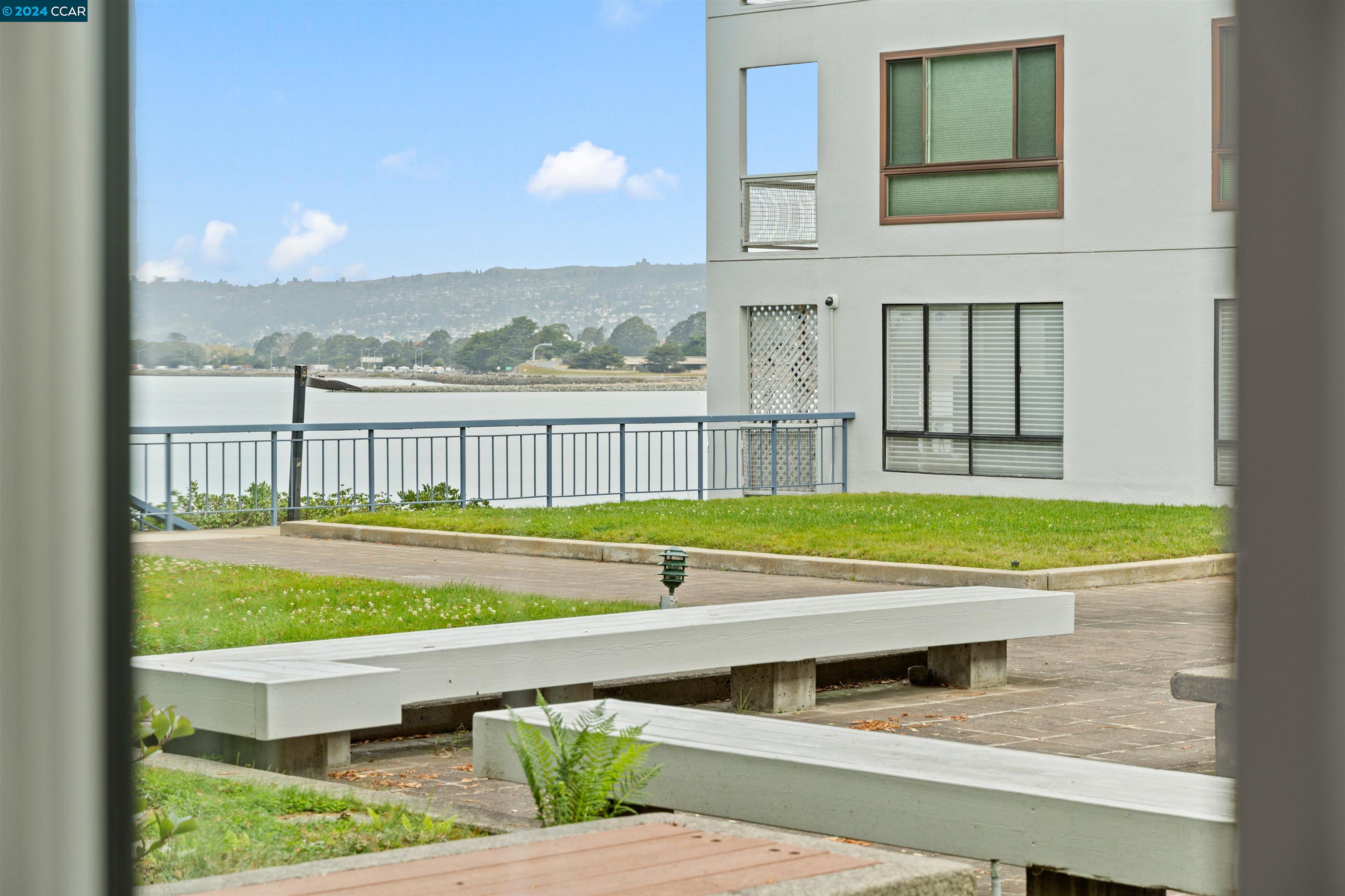 6 Commodore Dr # C236