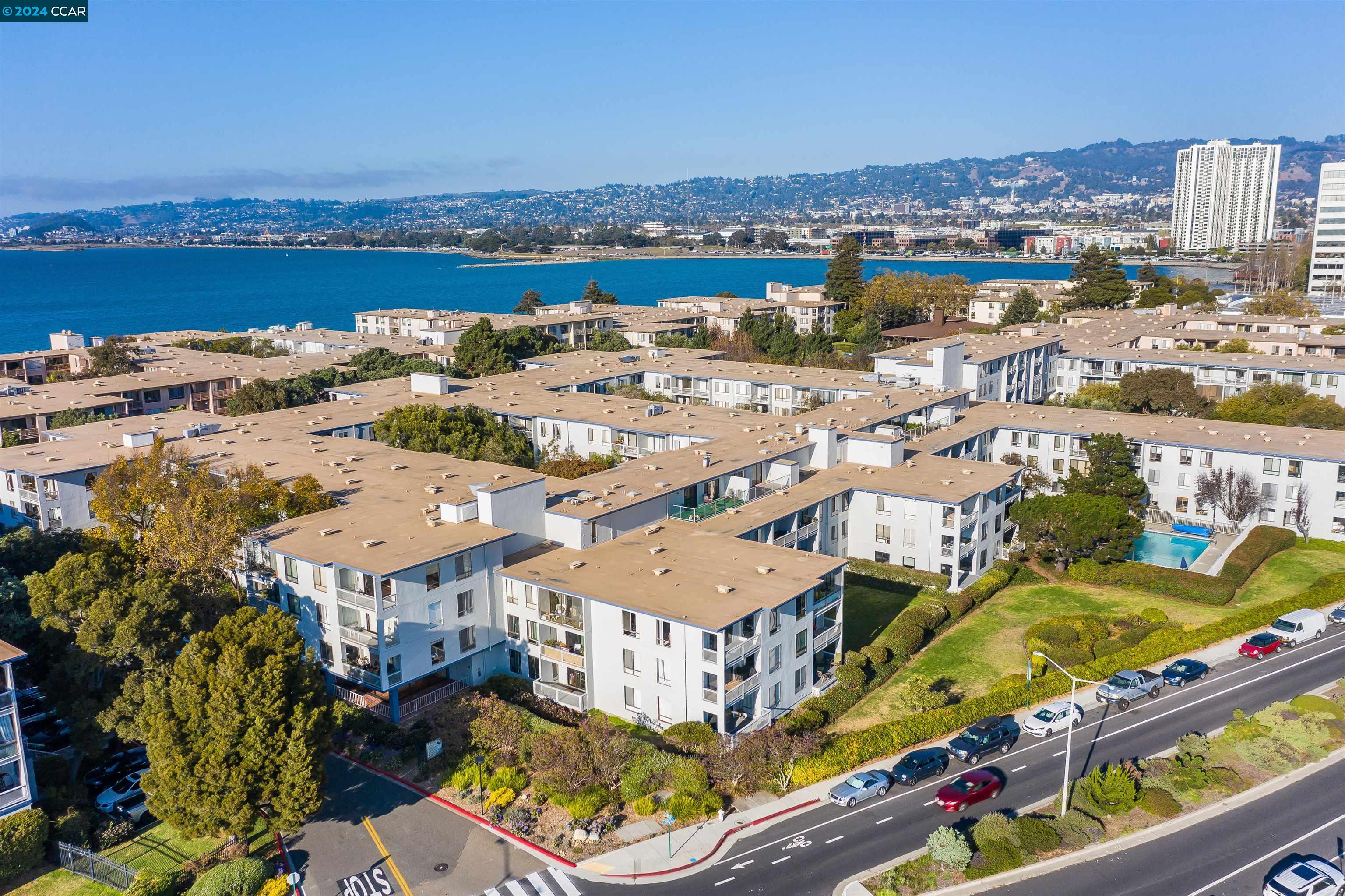 6 Commodore Dr # C236