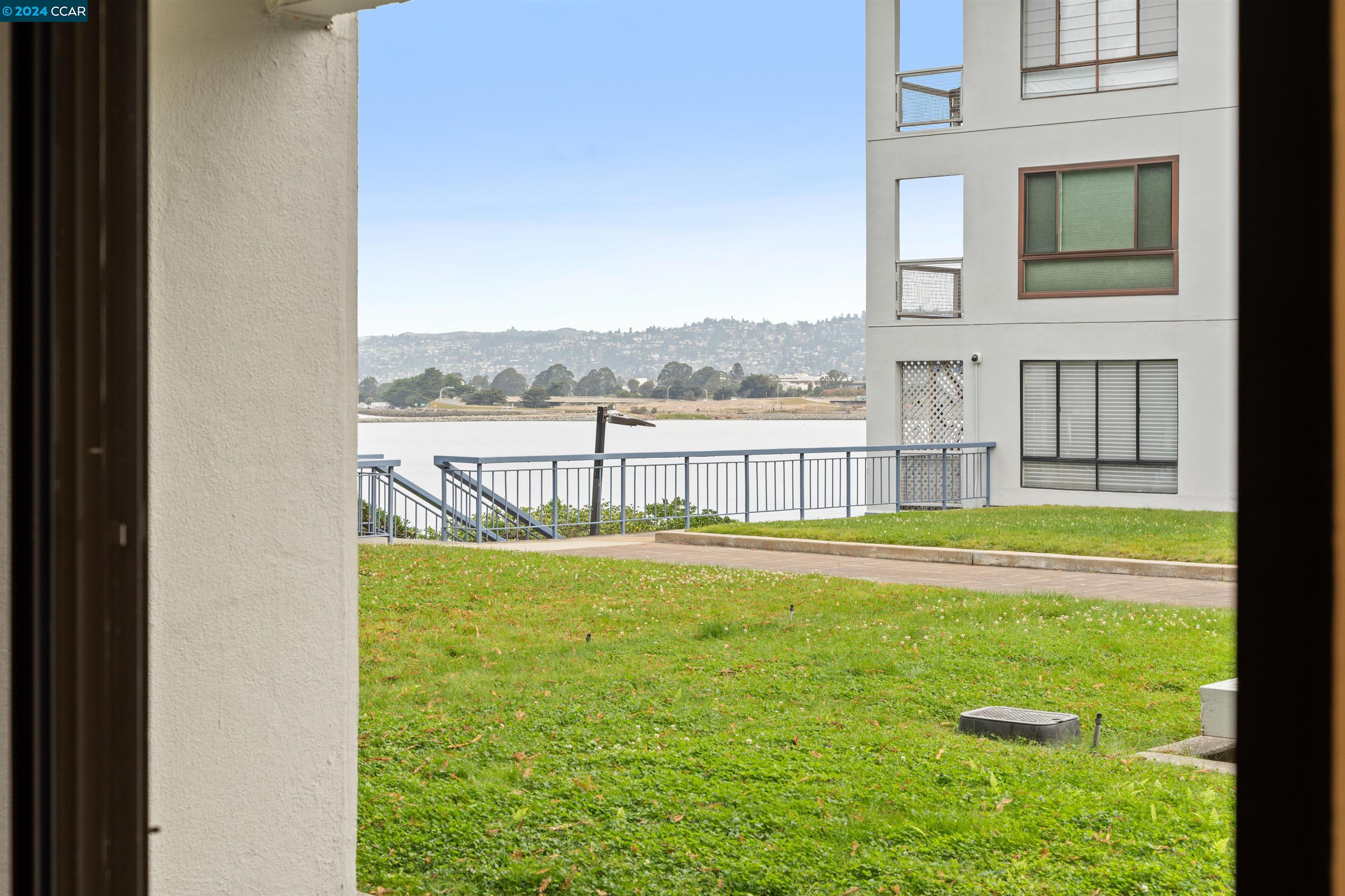 6 Commodore Dr # C236