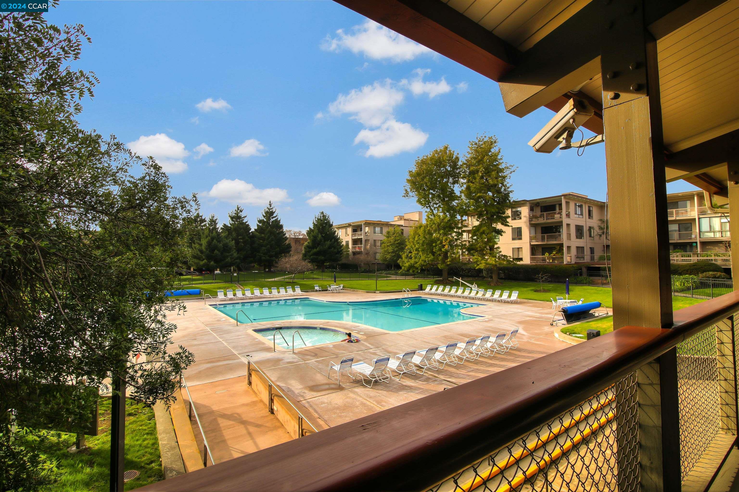 6 Commodore Dr # C236