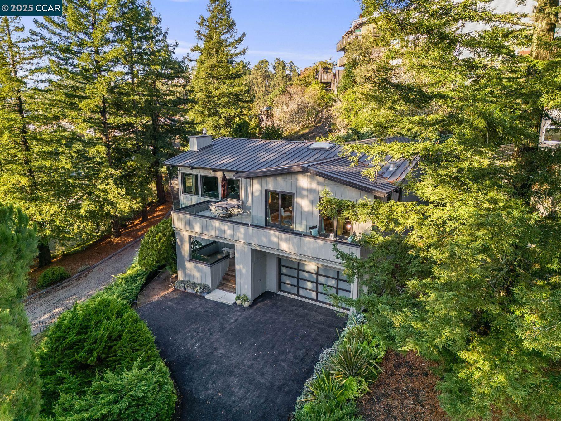 1760 Manzanita Dr