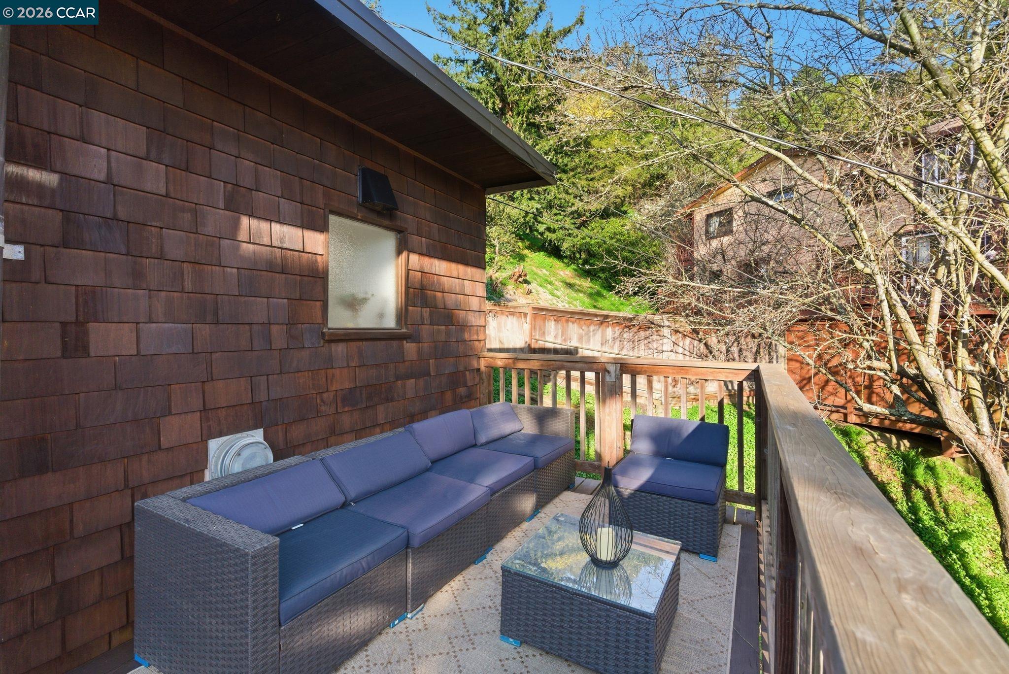 3382 Dwight Way