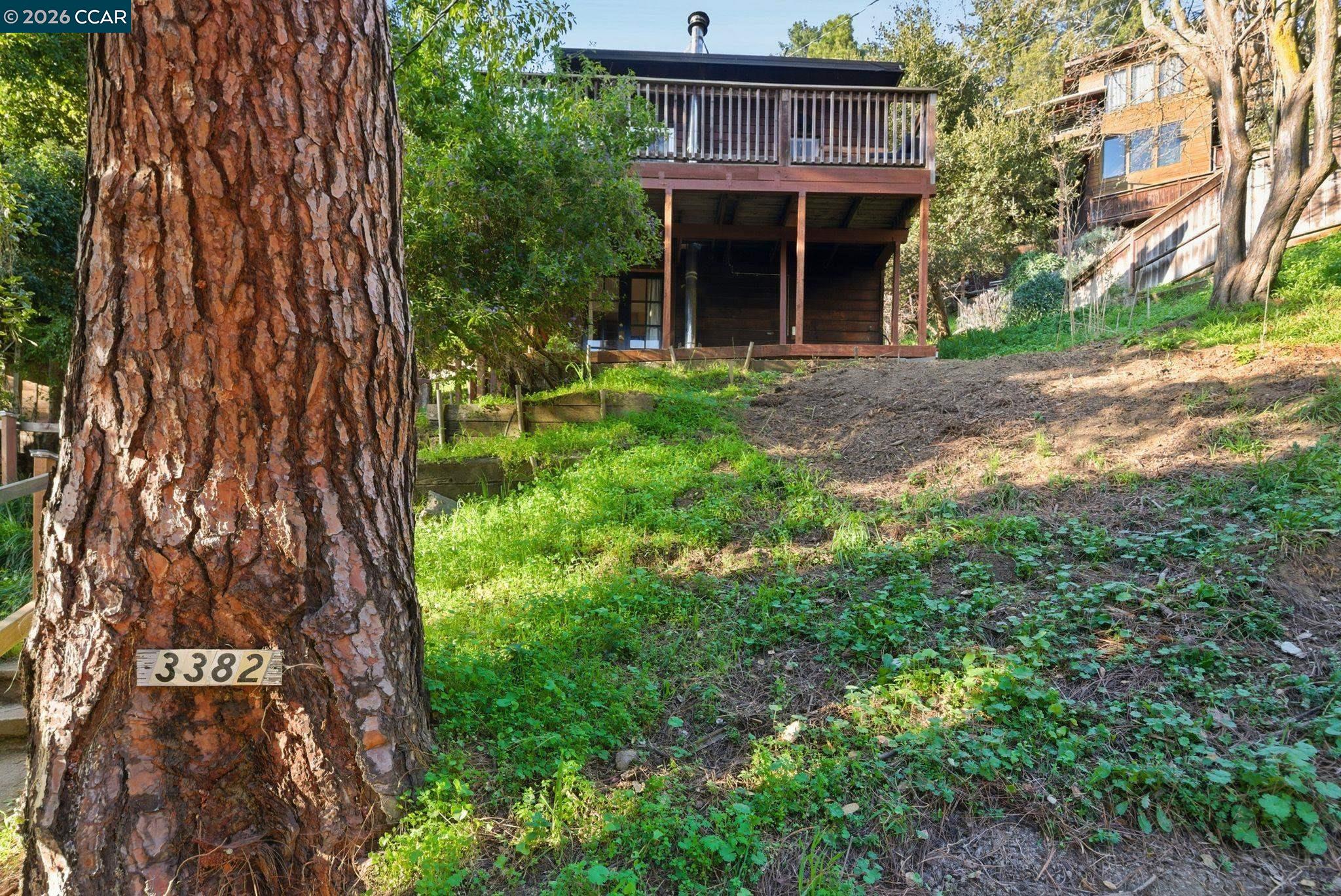 3382 Dwight Way