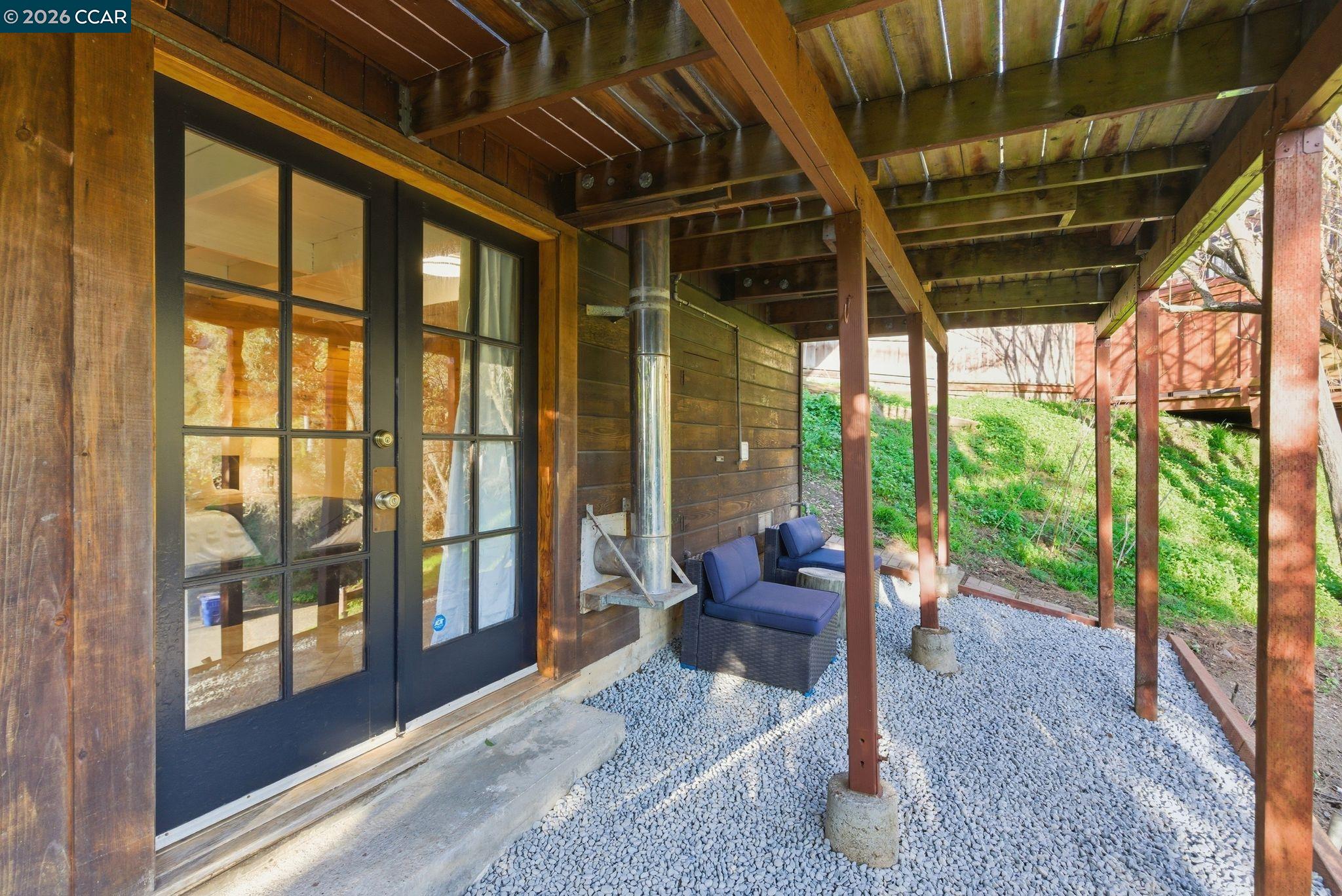 3382 Dwight Way
