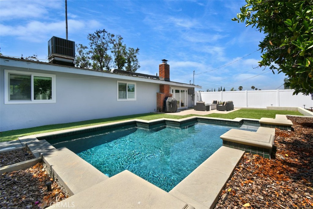 20717 Burbank Blvd