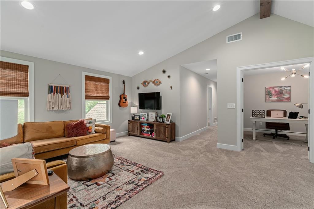 4121 W 73rd Street