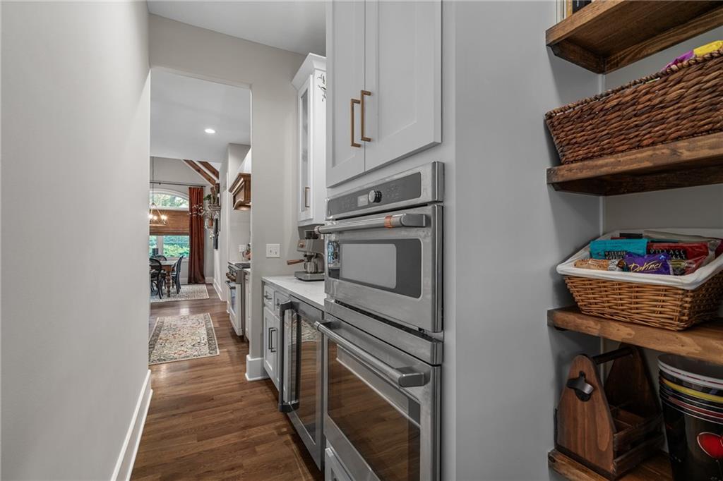 4121 W 73rd Street