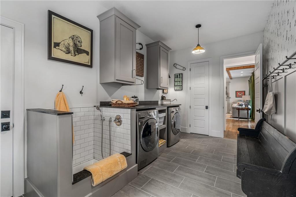 4121 W 73rd Street
