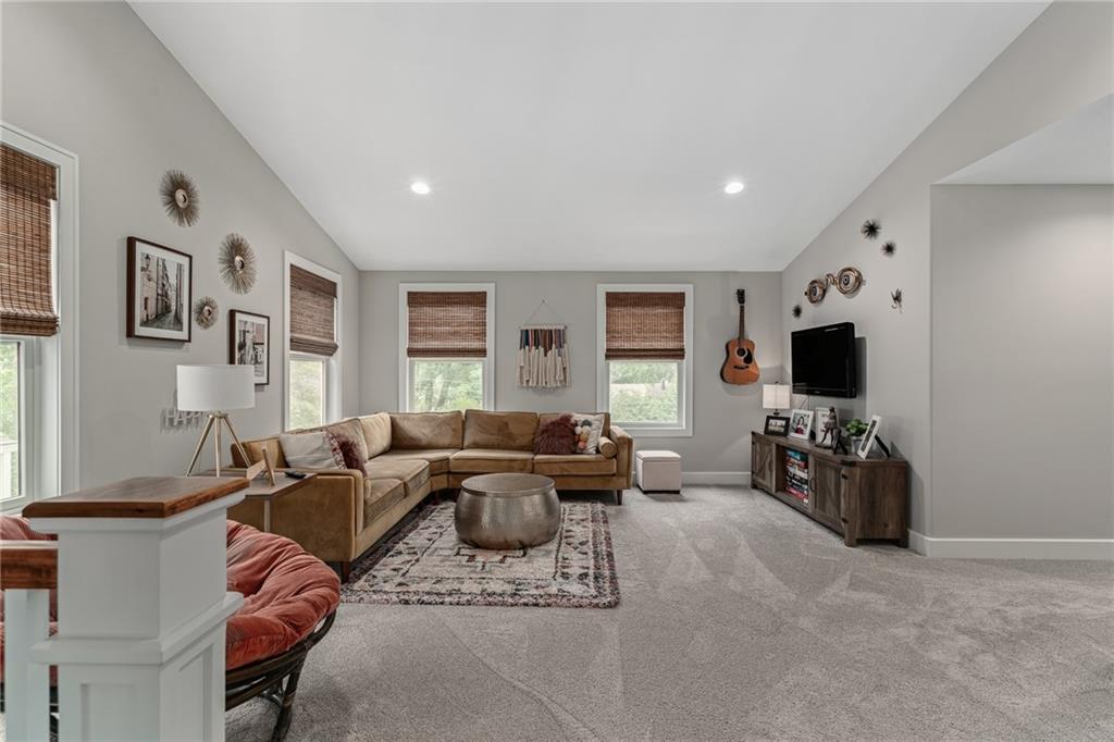 4121 W 73rd Street