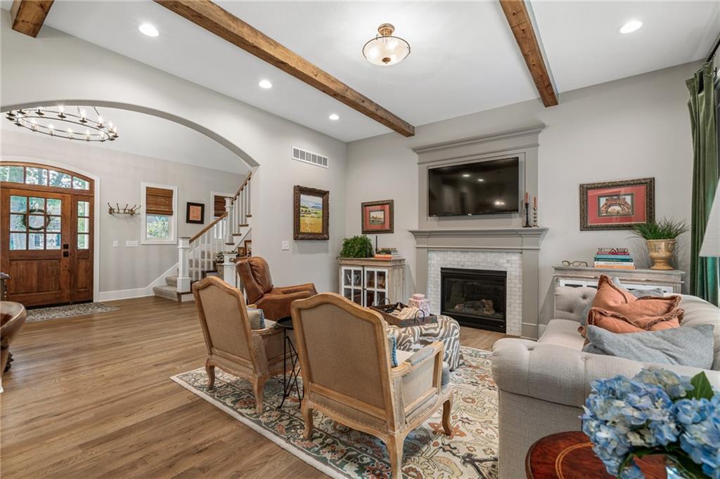 4121 W 73rd Street