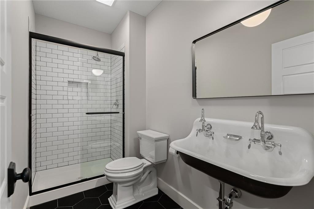 4121 W 73rd Street
